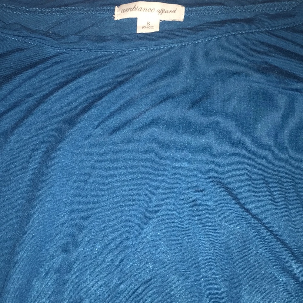 Mid sleeved loose shirt